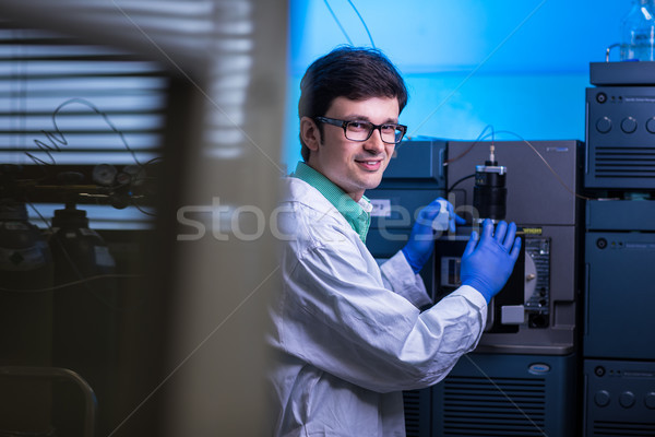 Portret mężczyzna badacz na zewnątrz badania naukowe Zdjęcia stock © lightpoet