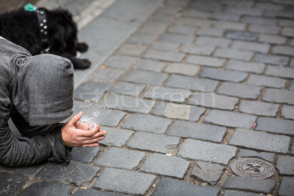 Utca pénz kéz kutya férfi egyedül Stock fotó © lightpoet