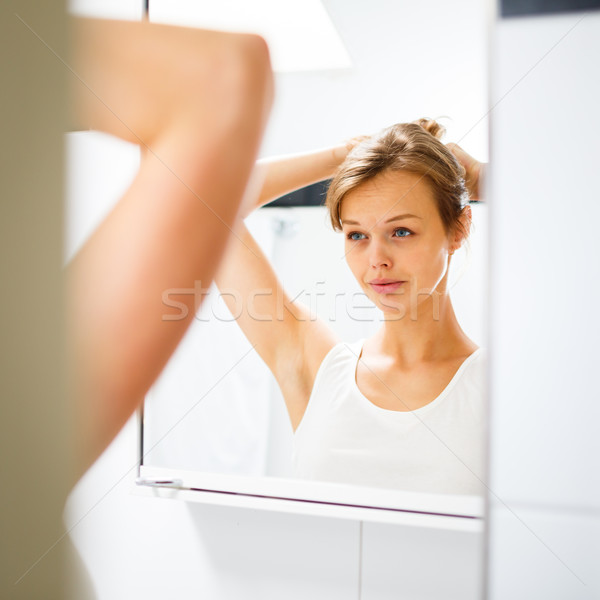 Stok fotoğraf: Güzel · genç · kadın · banyo · sabah · sığ