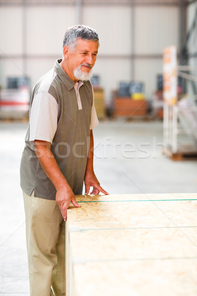 Człowiek zakupu budowy drewna sklepu Zdjęcia stock © lightpoet