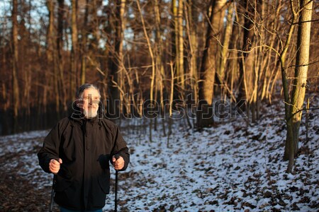 Senior Mann Fuß genießen Freien Stock foto © lightpoet