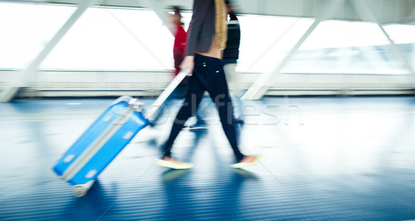 Stockfoto: Mensen · koffers · lopen · gang · luchthaven · haast