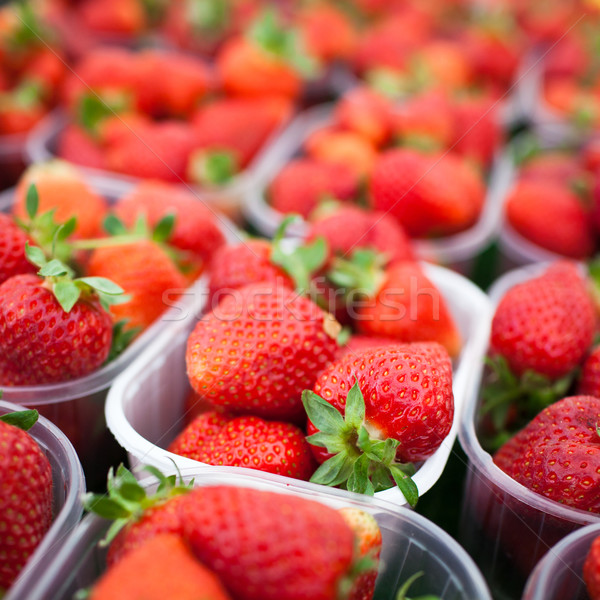 Foto stock: Mercado · frescos · fresas · alimentos · frutas