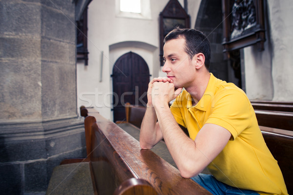 Сток-фото: красивый · молодым · человеком · молиться · Церкви · лице · молятся