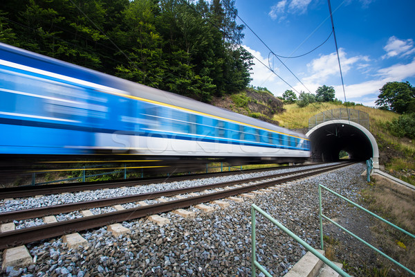 Veloce treno tunnel estate giorno movimento Foto d'archivio © lightpoet