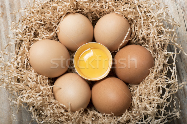 Abierto huevo grupo huevos uno Foto stock © limpido
