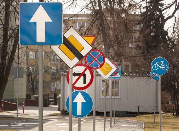 Jelzőtáblák utak út felirat ipari felhő Stock fotó © linfernum