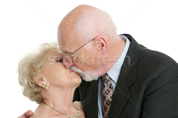 Romantischen Senior kiss Ehemann Ehefrau verschlossen Stock foto © lisafx