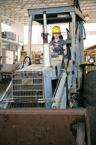 Homme matériel lourd opérateur travailleur de la construction conduite terre [[stock_photo]] © lisafx