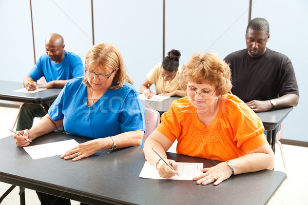 Erwachsenenbildung Klasse Prüfungen College Aufnahme Stock foto © lisafx