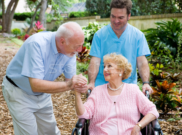 Asilo de ancianos visitar altos marido discapacidad esposa Foto stock © lisafx