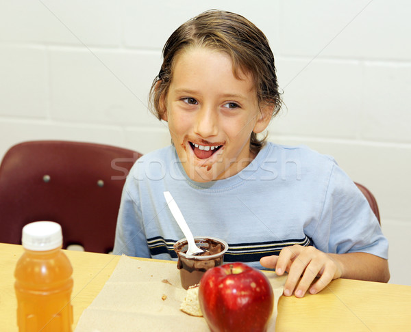 Okul öğle yemeği dağınık sevimli yeme Stok fotoğraf © lisafx