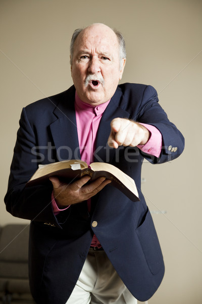 Zangado ardente homem bíblia pessoa medo Foto stock © lisafx