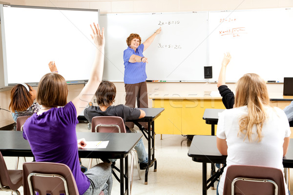 Zdjęcia stock: Liceum · nauczyciel · klasy · matematyki · studentów · rozwiązać