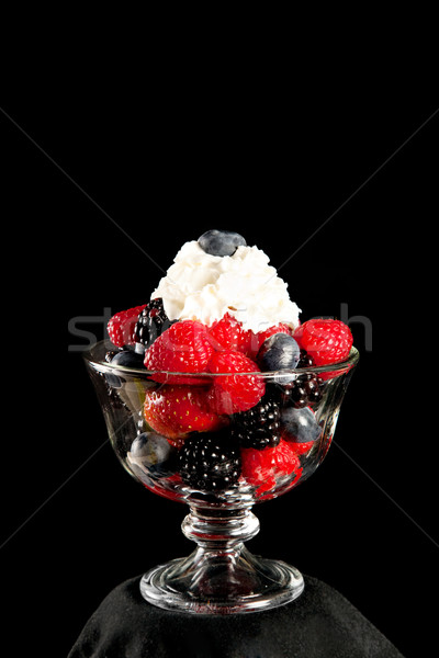 液果類 ホイップクリーム 健康 デザート 混合した 黒 ストックフォト © lisafx