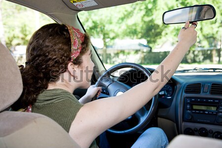 Adolescente detrás rueda bastante muchacha adolescente aprender a conducir Foto stock © lisafx