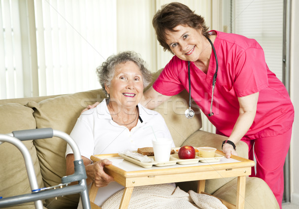 Stockfoto: Lunch · verpleeginrichting · vriendelijk · verpleegkundige · ouderen · tijd