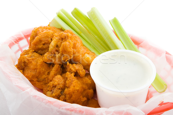 Buffalo wings primo piano view basket pollo ali Foto d'archivio © lisafx