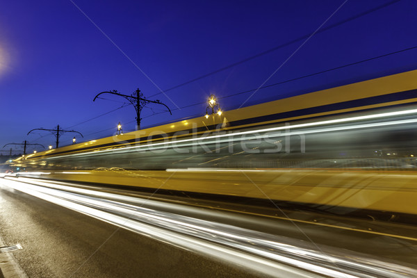 トラフィック 表示 橋 車 光 通り ストックフォト © LIstvan
