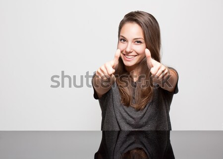 Foto stock: Expresivo · morena · belleza · retrato · hermosa · jóvenes