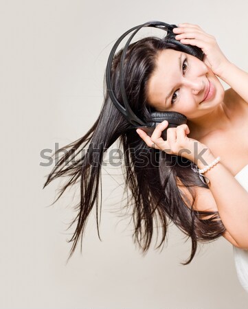 Dai capelli lunghi bruna donna felice modello Foto d'archivio © lithian