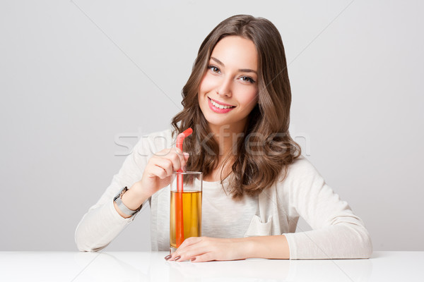 Gesunden jungen Brünette Schönheit Porträt Glas Stock foto © lithian