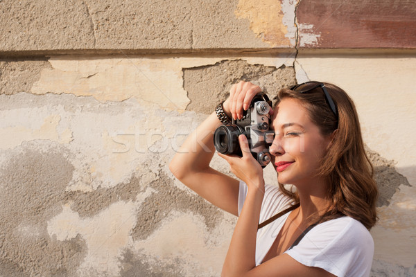 Bruneta frumuseţe fotografie tineri Imagine de stoc © lithian