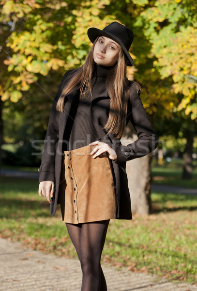 Stock fotó: ősz · divat · szépség · portré · fiatal · barna · hajú