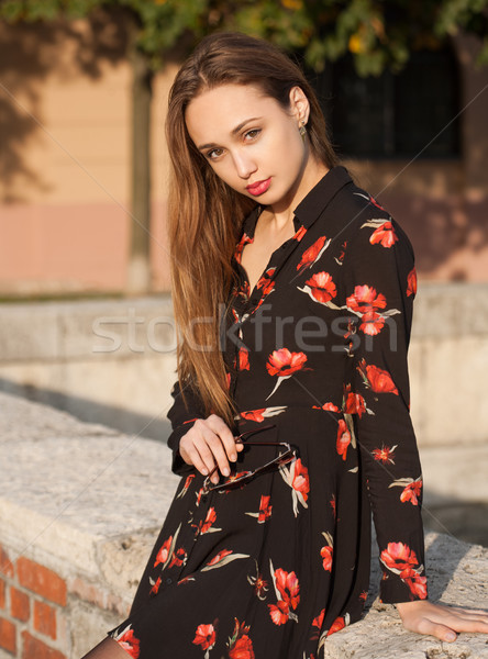 великолепный моде брюнетка улице портрет черное платье Сток-фото © lithian