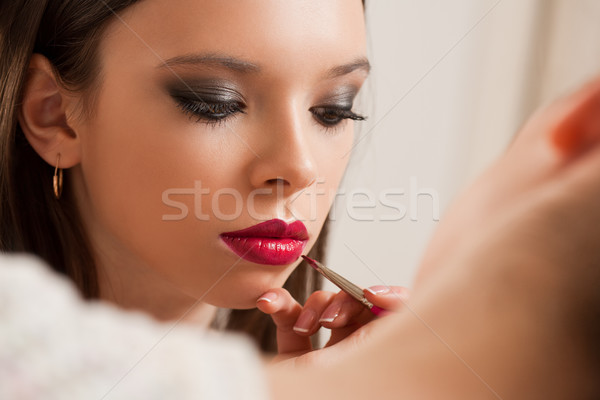 Frumos machiaj make-up artist bruneta model femeie Imagine de stoc © lithian
