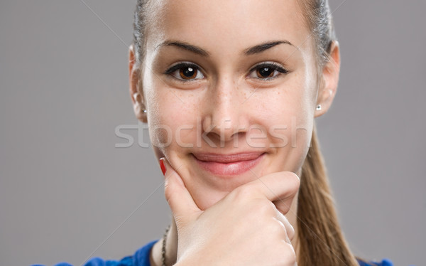 Expresivo adolescente retrato jóvenes morena Foto stock © lithian