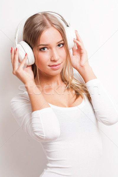 [[stock_photo]]: Amour · musique · portrait · jeunes · blond