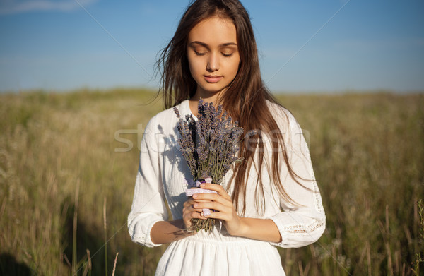 Lavendel Mädchen Freien Porträt herrlich jungen Stock foto © lithian