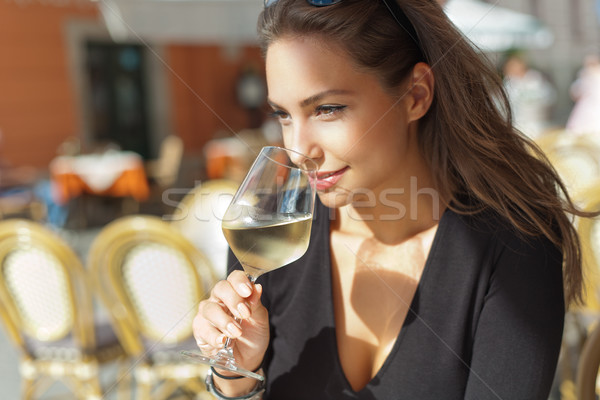 Weinprobe touristischen Frau Freien Porträt schönen Stock foto © lithian