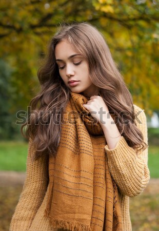 Stock fotó: Barna · hajú · szépség · ősz · ruházat · portré · fiatal