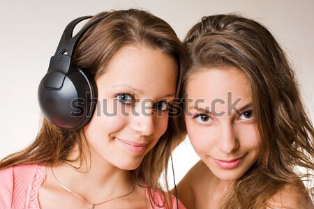 Melodia dwa przepiękny brunetka nastolatków Zdjęcia stock © lithian