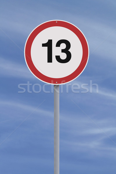 Treze limite de velocidade assinar azul vermelho acelerar Foto stock © lorenzodelacosta