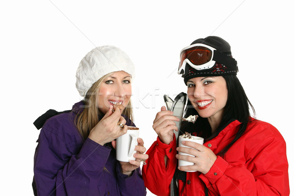 Winter hot dranken twee meisjes genieten Stockfoto © lovleah