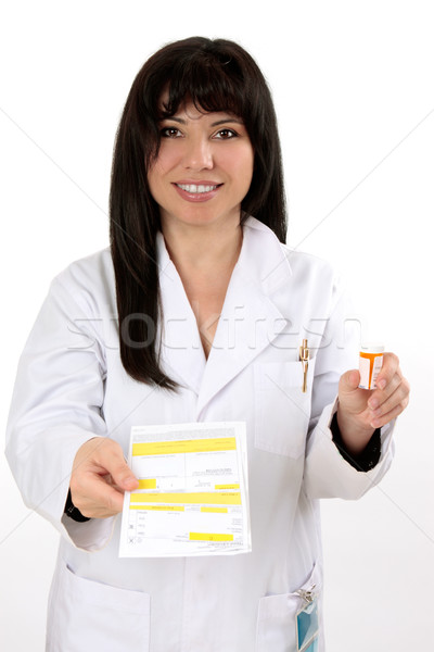 Apotheker lächelnd Arzt Verschreibung ein Stock foto © lovleah