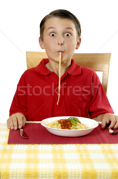 Kind lang pasta lippen spaghetti leuk Stockfoto © lovleah