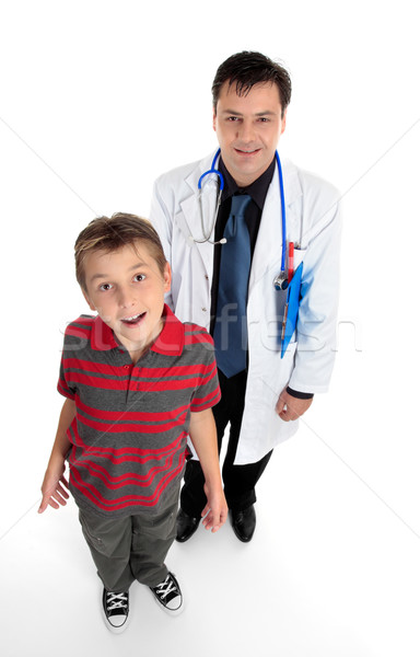 Medic copil pacient asistenţă medicală succes pasă Imagine de stoc © lovleah