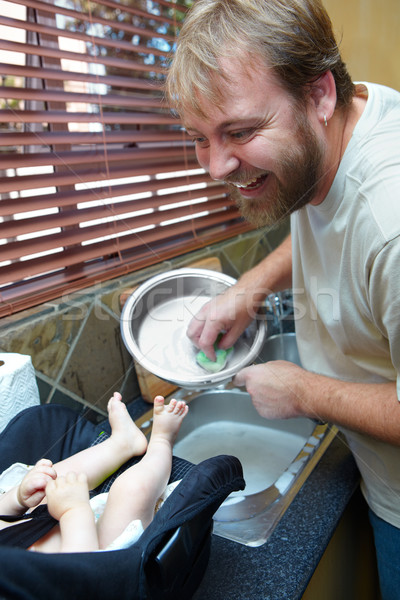 Fiú apa mosogatás fiatalember mosoly baba Stock fotó © lubavnel