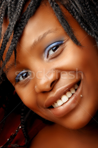 Bella african donna sorridere naturale trucco Foto d'archivio © lubavnel