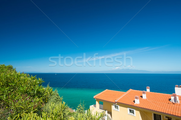 Görög tengerpart gyönyörű hagyományos ház előtér Stock fotó © lucielang