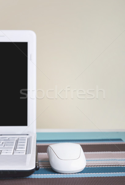 Сток-фото: белый · ноутбука · таблице · место · текста · компьютер