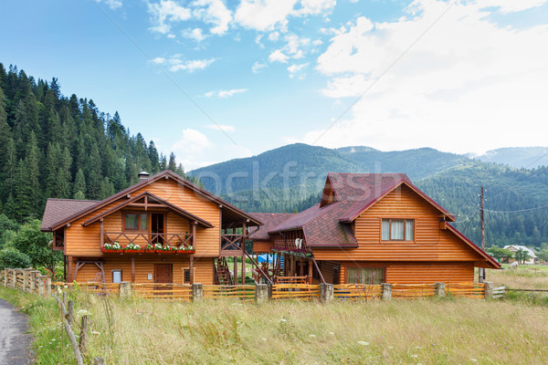 Hotel Berge Ukraine Haus Wolken Gebäude Stock foto © luckyraccoon