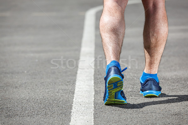 Alergător picioare funcţionare stadion pantof Imagine de stoc © luckyraccoon