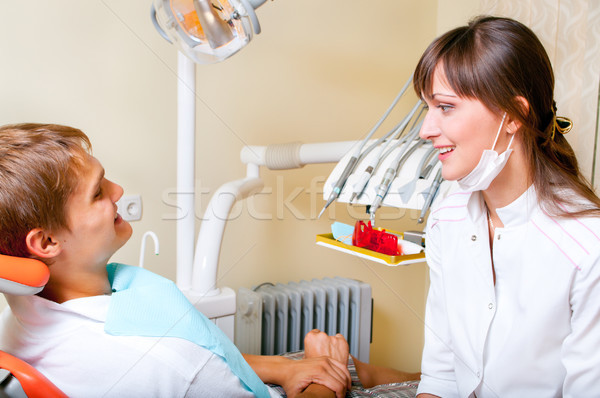 Foto stock: Jóvenes · dentista · de · trabajo · paciente · oficina · feliz