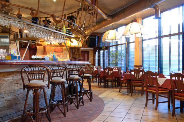 意大利餐廳 傳統 室內 光 藝術 表 商業照片 © luckyraccoon