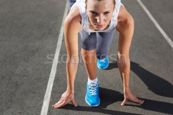 [[stock_photo]]: Femme · prêt · commencer · stade · été · extérieur